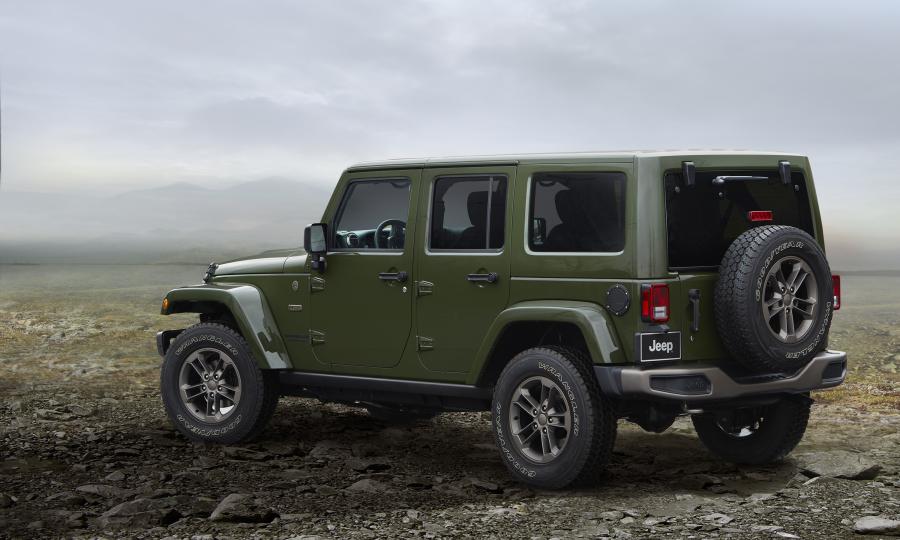  Jeep Wrangler Unlimited 75th Anniversary 2016 года  (NA) (фото 4 из 10)